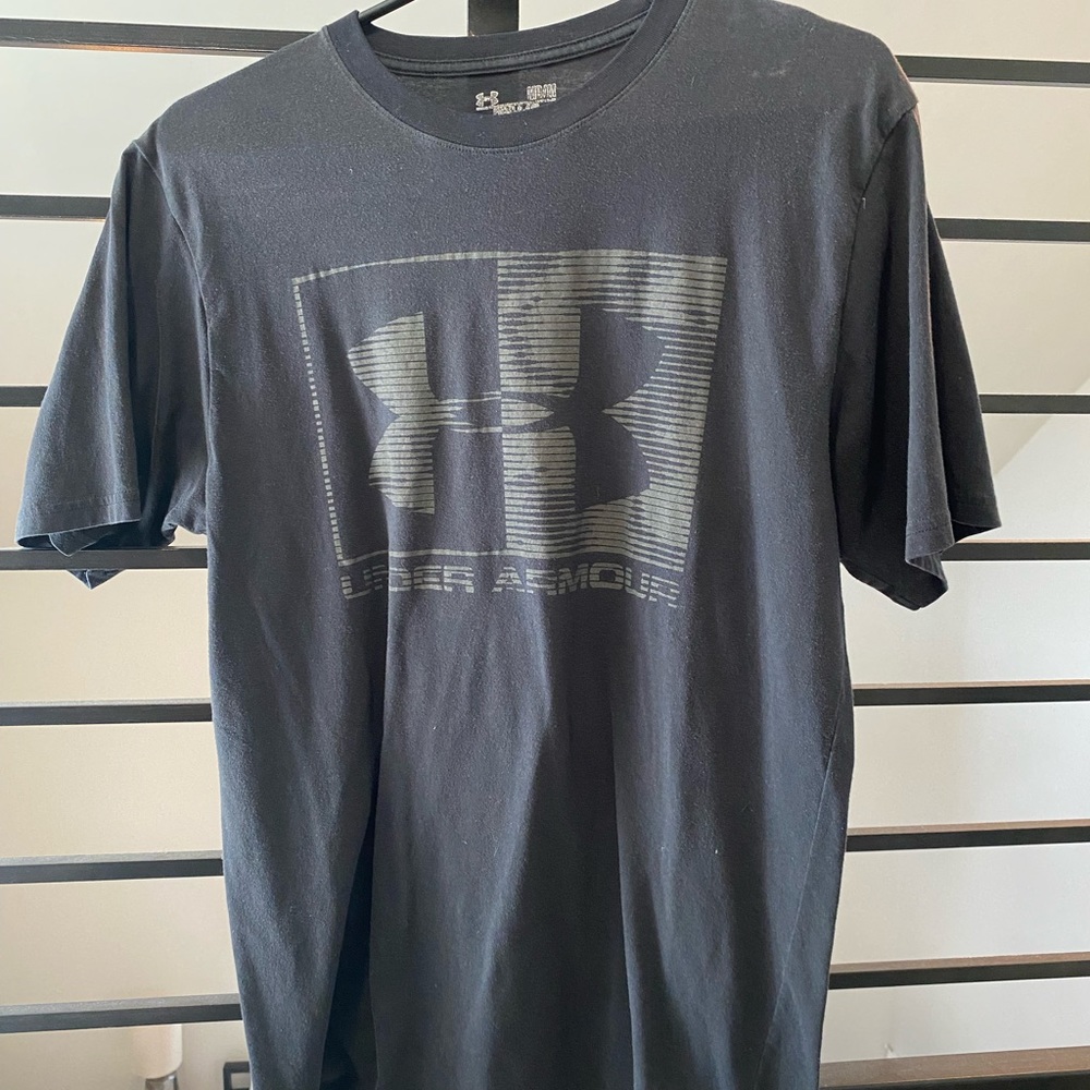 Under armor t shirt